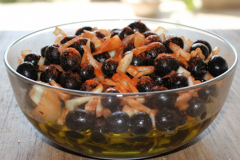 aceitunas negras manzanilla